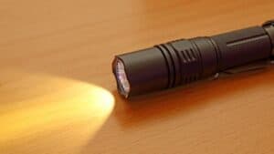 flashlight (1)