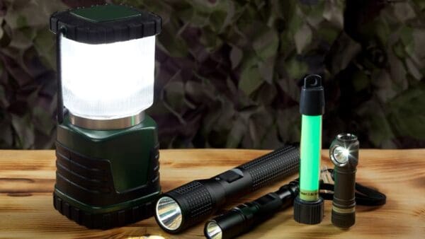 different types of flashlights and lanterns