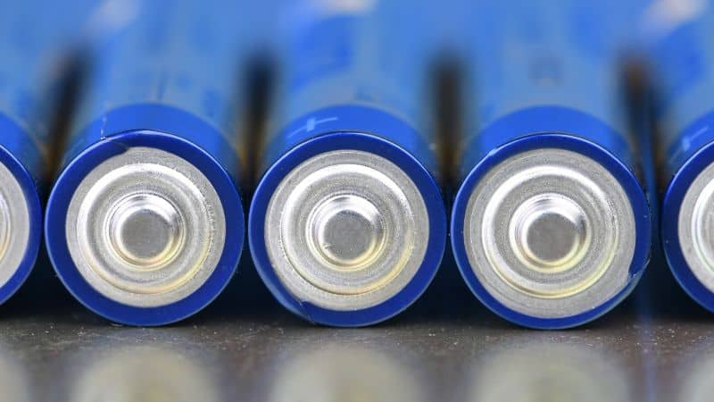 alkaline batteries AAA size