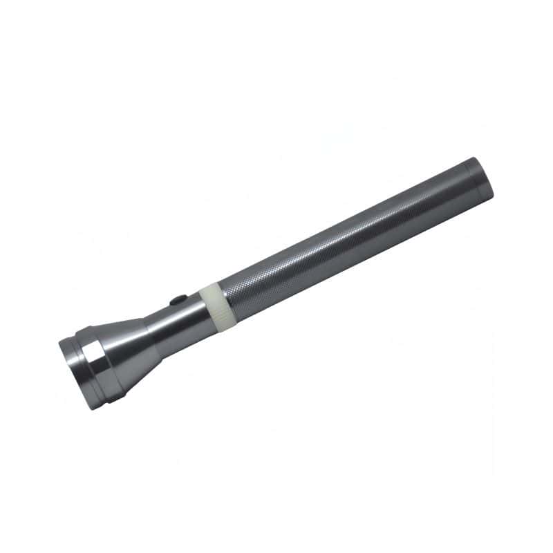 Đèn pin LED tầm xa