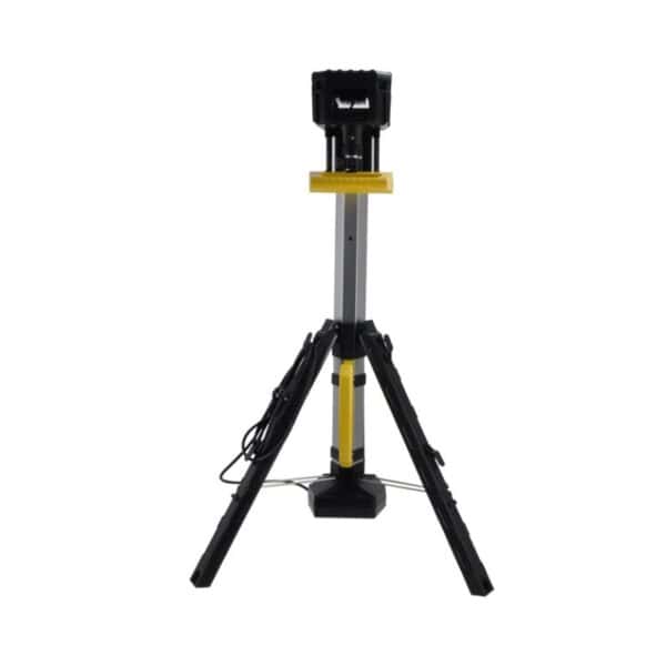 portable tripod light