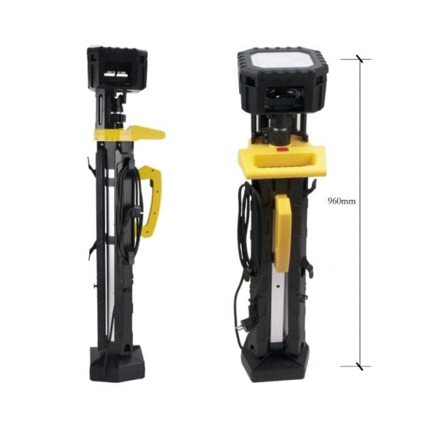 portable tripod light