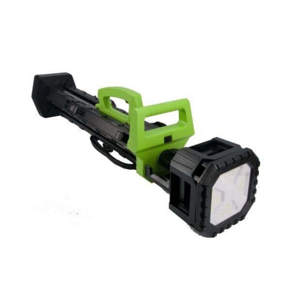 portable tripod light