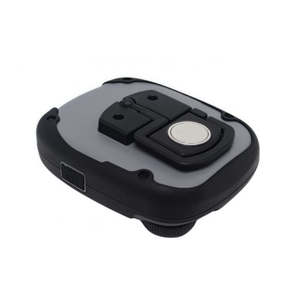 High-quality camera speedlight flash for professional photography and outdoor lighting solutions. Compact, durable, and easy to operate with adjustable settings for optimal photo results.